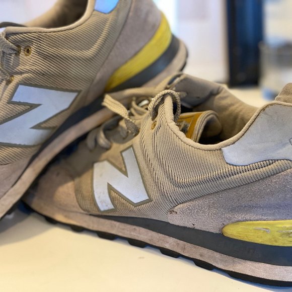 New Balance 574; Mens Size 11 - Picture 1 of 6